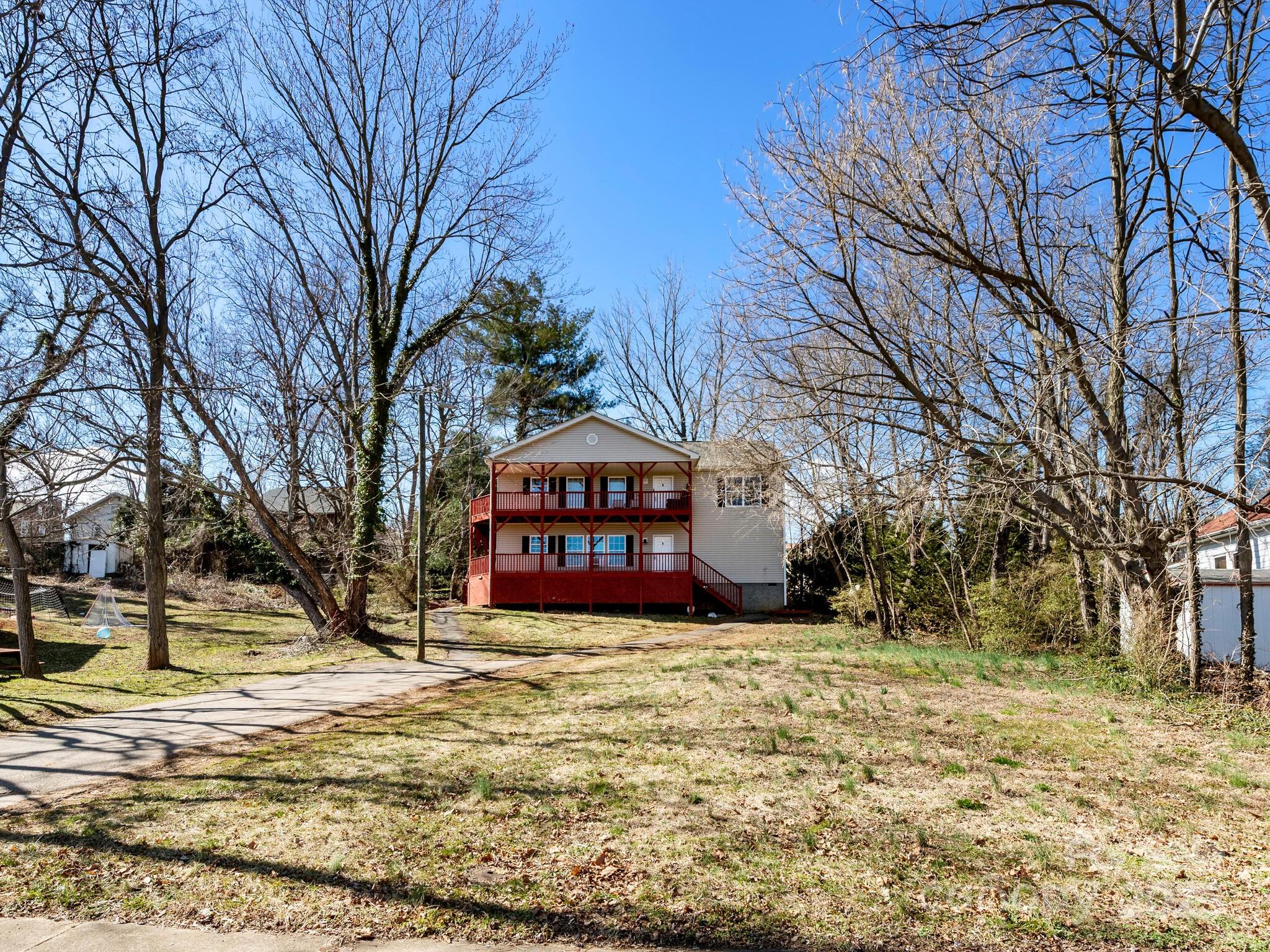 5 Sterling Roberts Way Asheville NC 28801