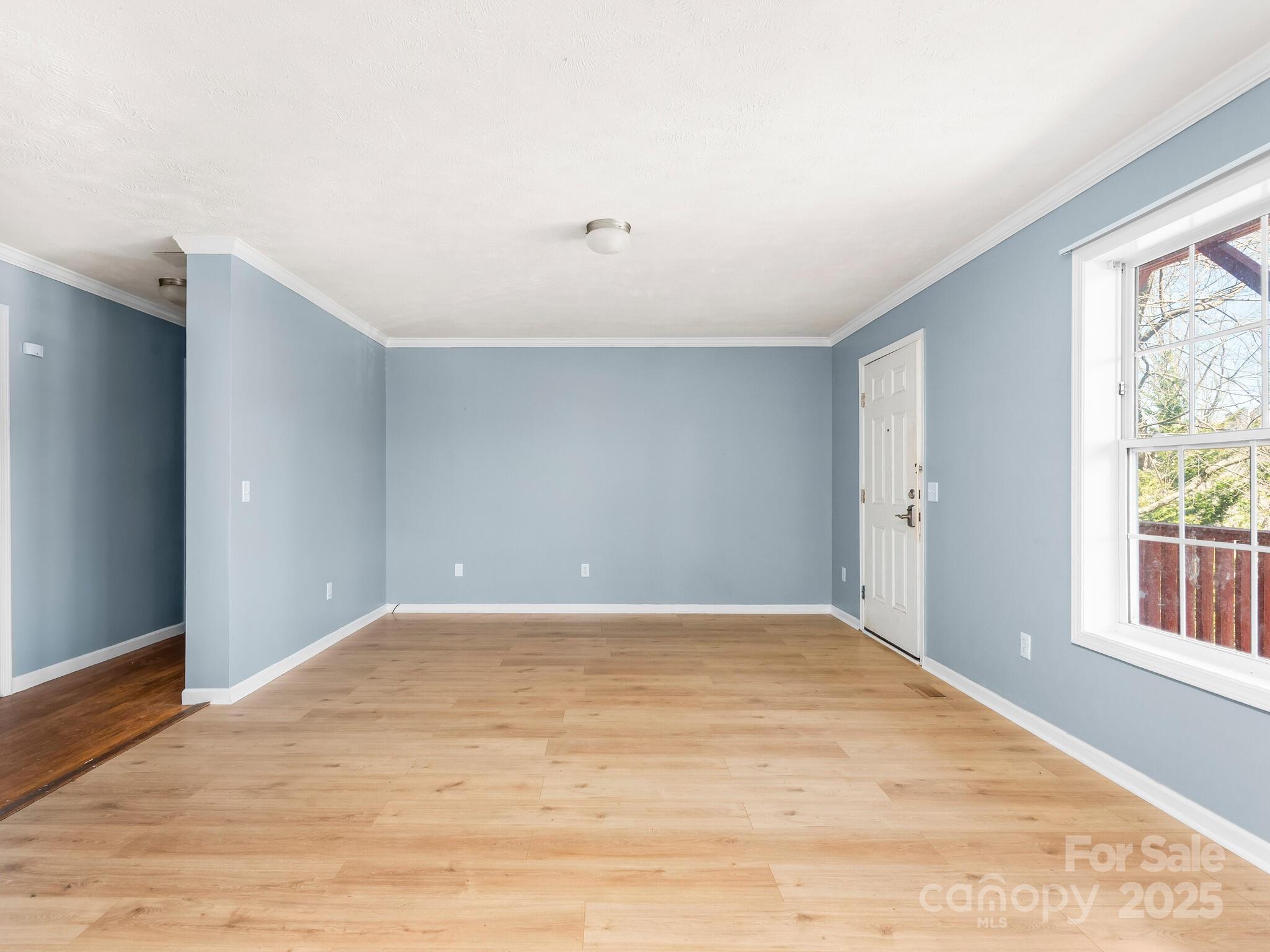 5 Sterling Roberts Way Asheville NC 28801