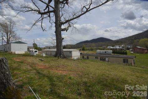 537 Old Newfound Road Leicester NC 28748