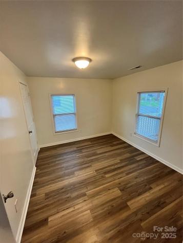 606 N Logan Street Gastonia NC 28052