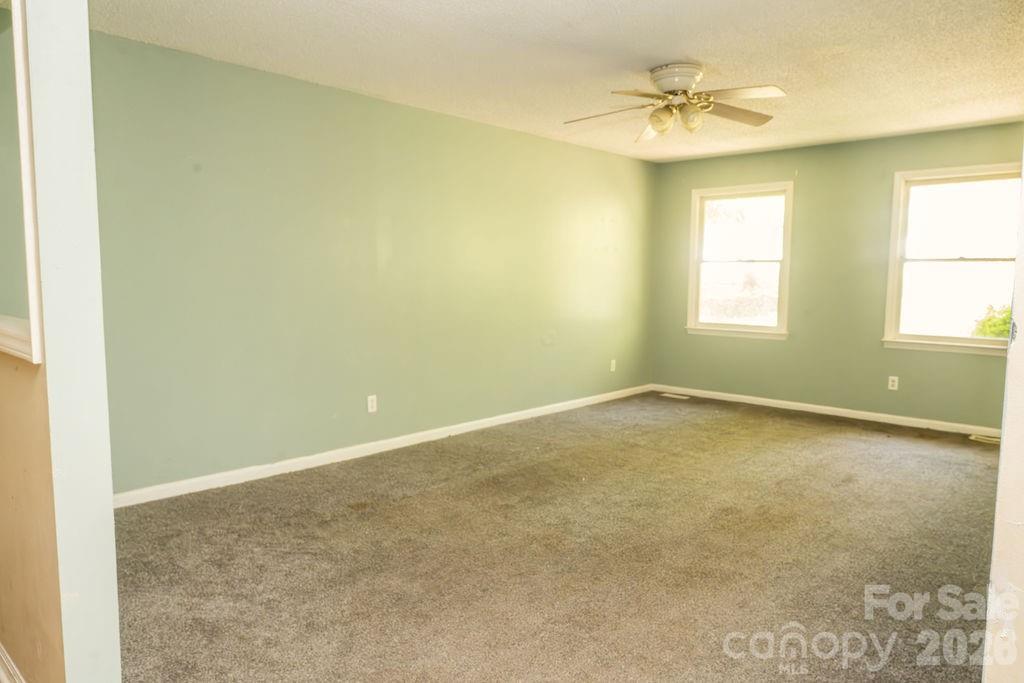 2472 Lake Street Lincolnton NC 28092
