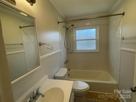 135 Haynes Street Hendersonville NC 28791