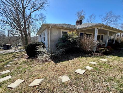 135 Haynes Street Hendersonville NC 28791