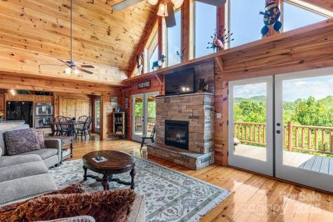 26 Upper Ridge Road Black Mountain NC 28711