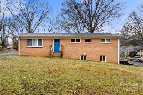 7047 Cheyenne Drive Charlotte NC 28262