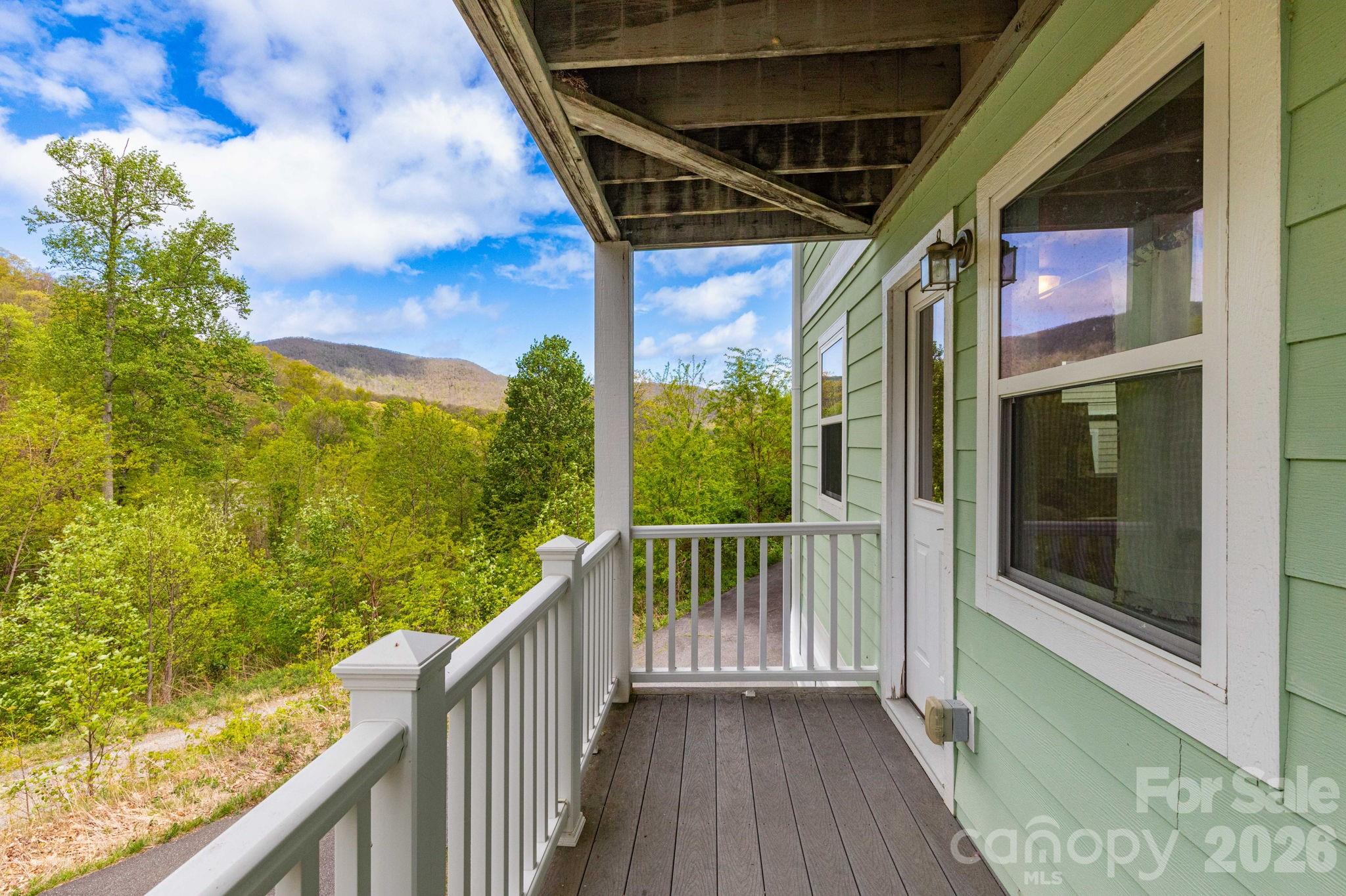 12 Lila Lane Clyde NC 28721