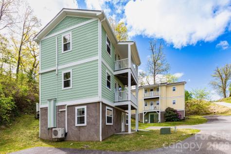 12 Lila Lane Clyde NC 28721