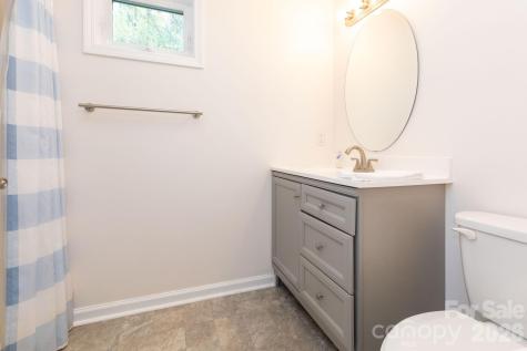 12 Lila Lane Clyde NC 28721