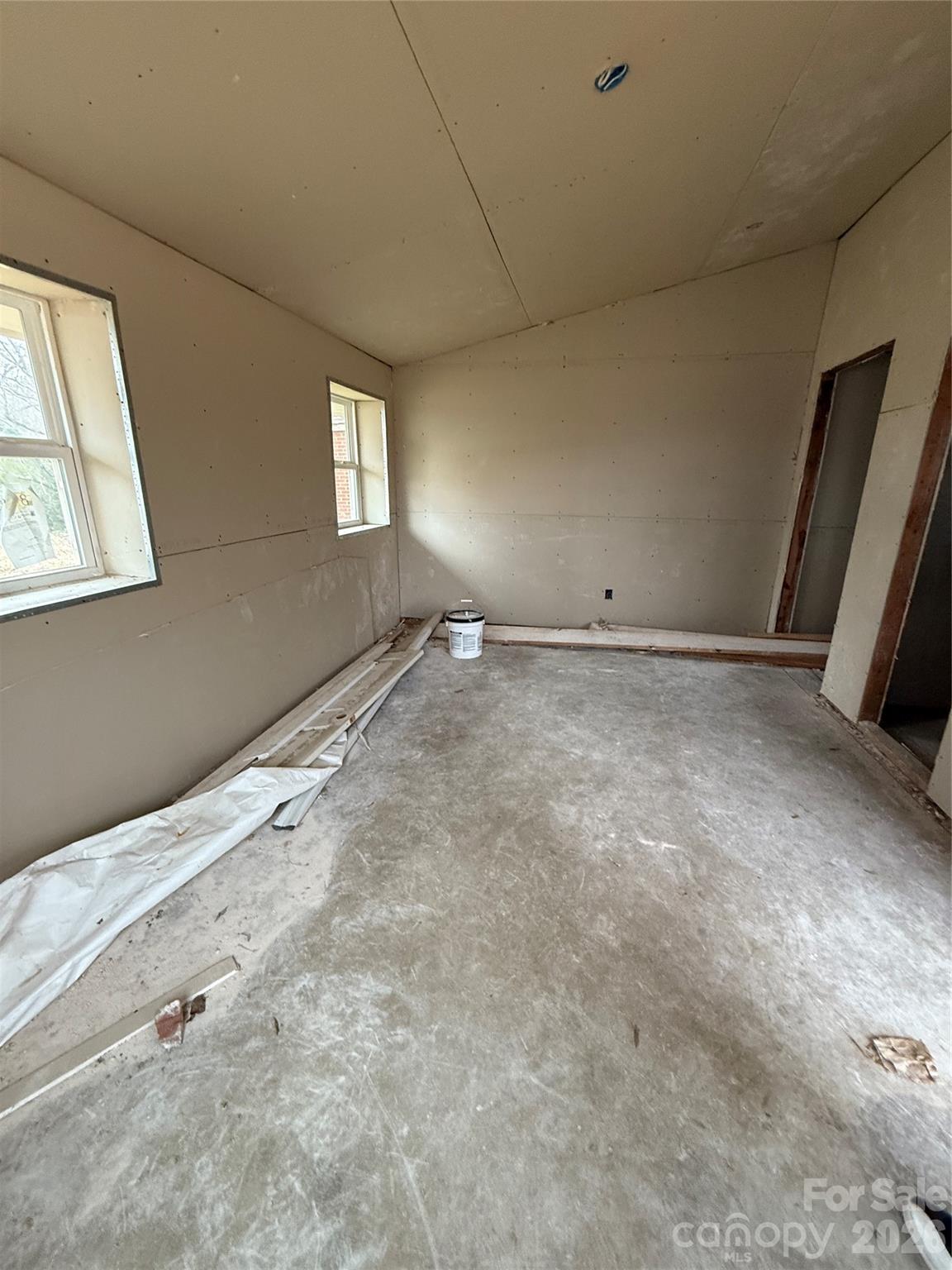 8106 Mount Holly Road Charlotte NC 28214