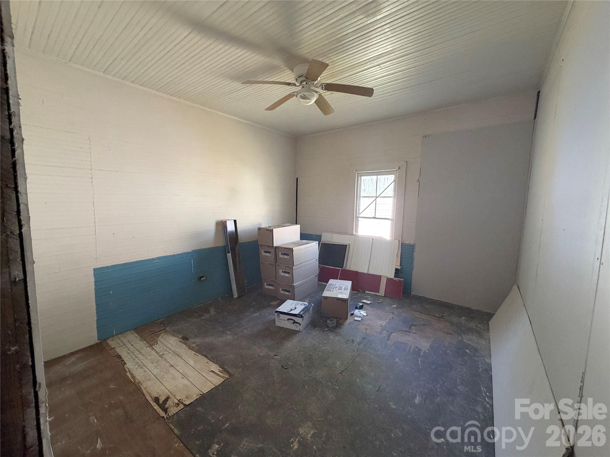512 W 2nd Street Cherryville NC 28021
