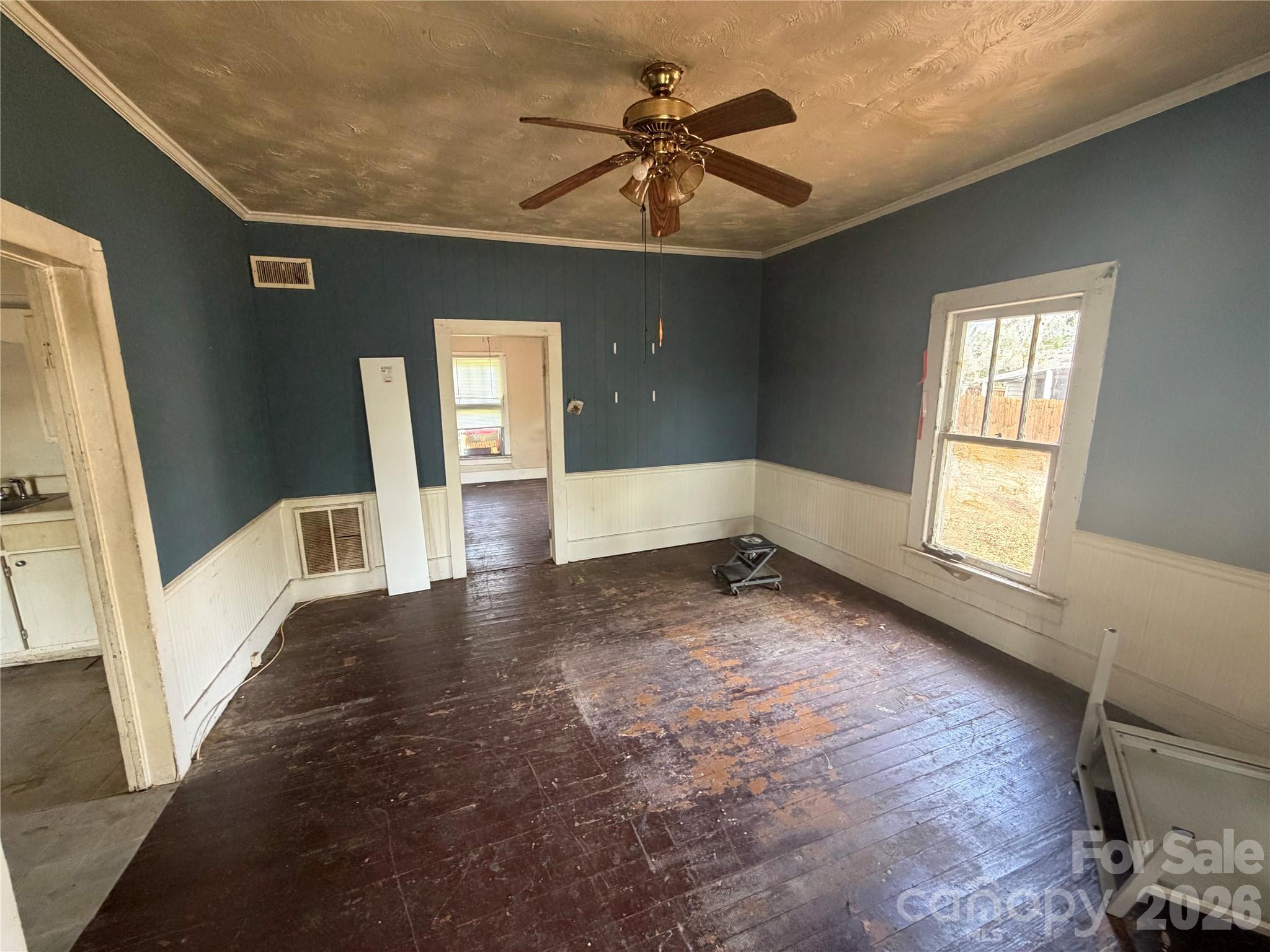 512 W 2nd Street Cherryville NC 28021
