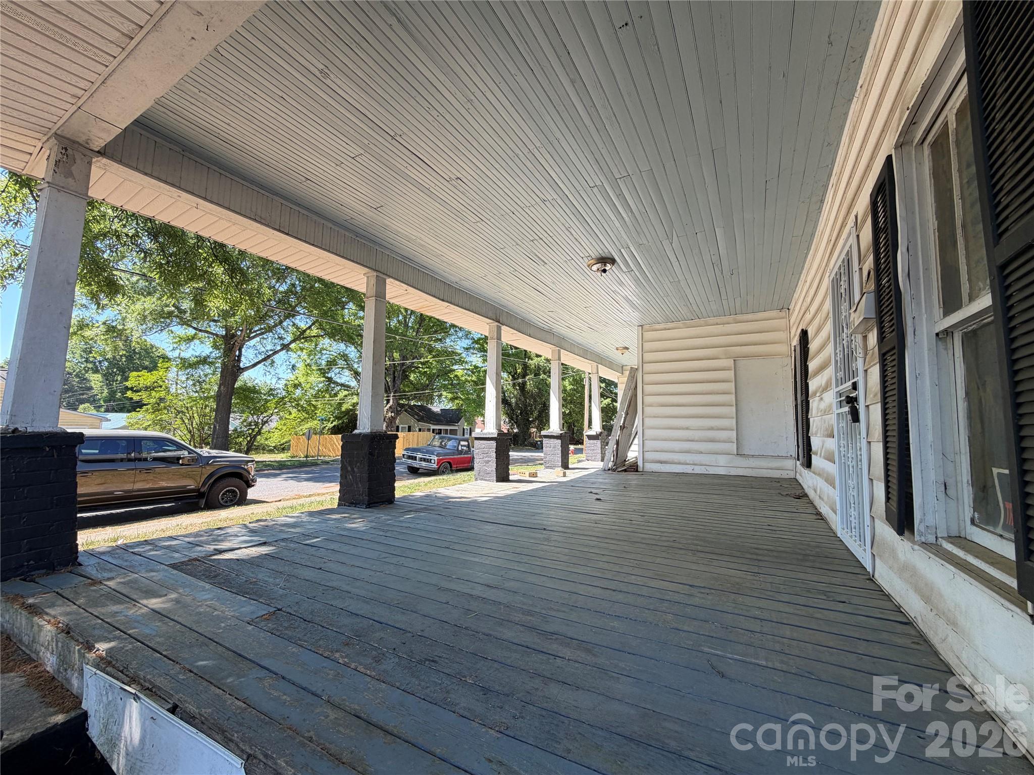 512 W 2nd Street Cherryville NC 28021
