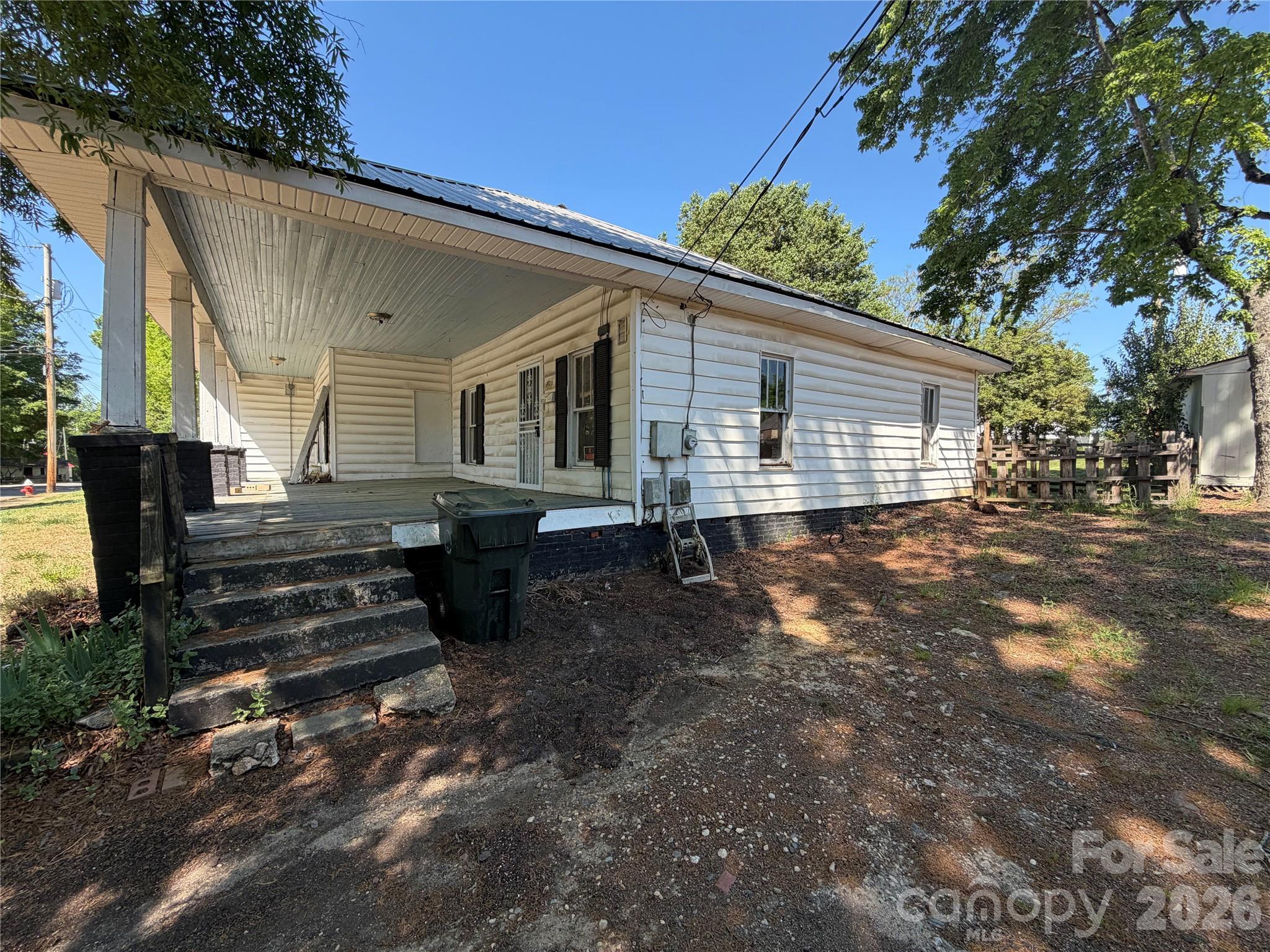 512 W 2nd Street Cherryville NC 28021