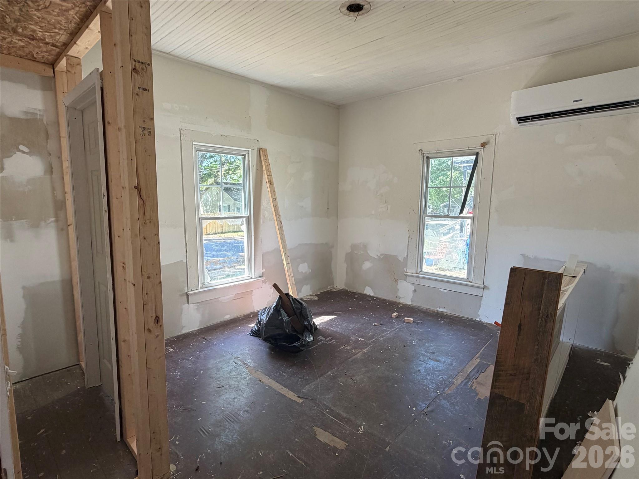 512 W 2nd Street Cherryville NC 28021