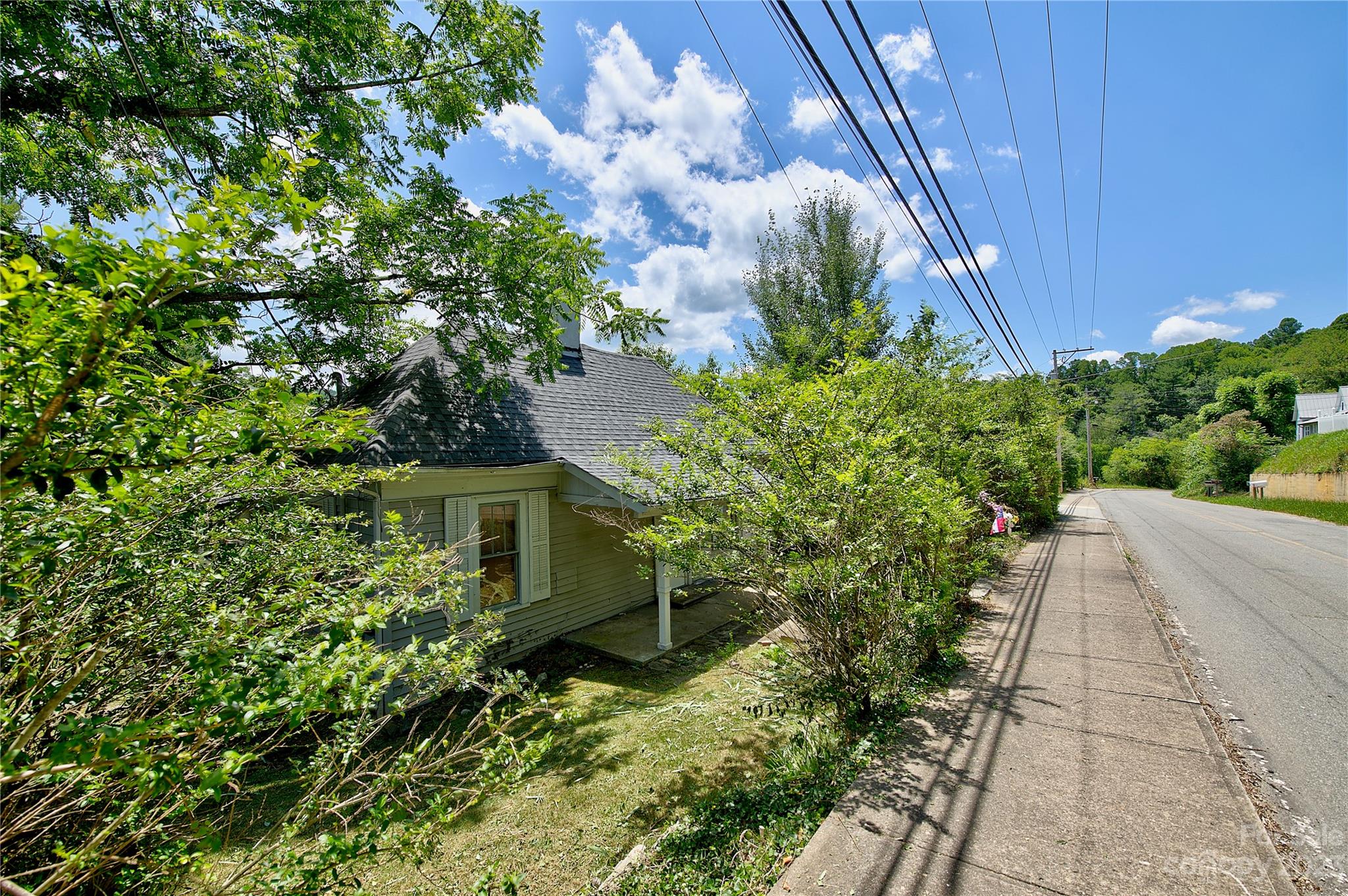 20 Green Mountain Drive Burnsville NC 28714