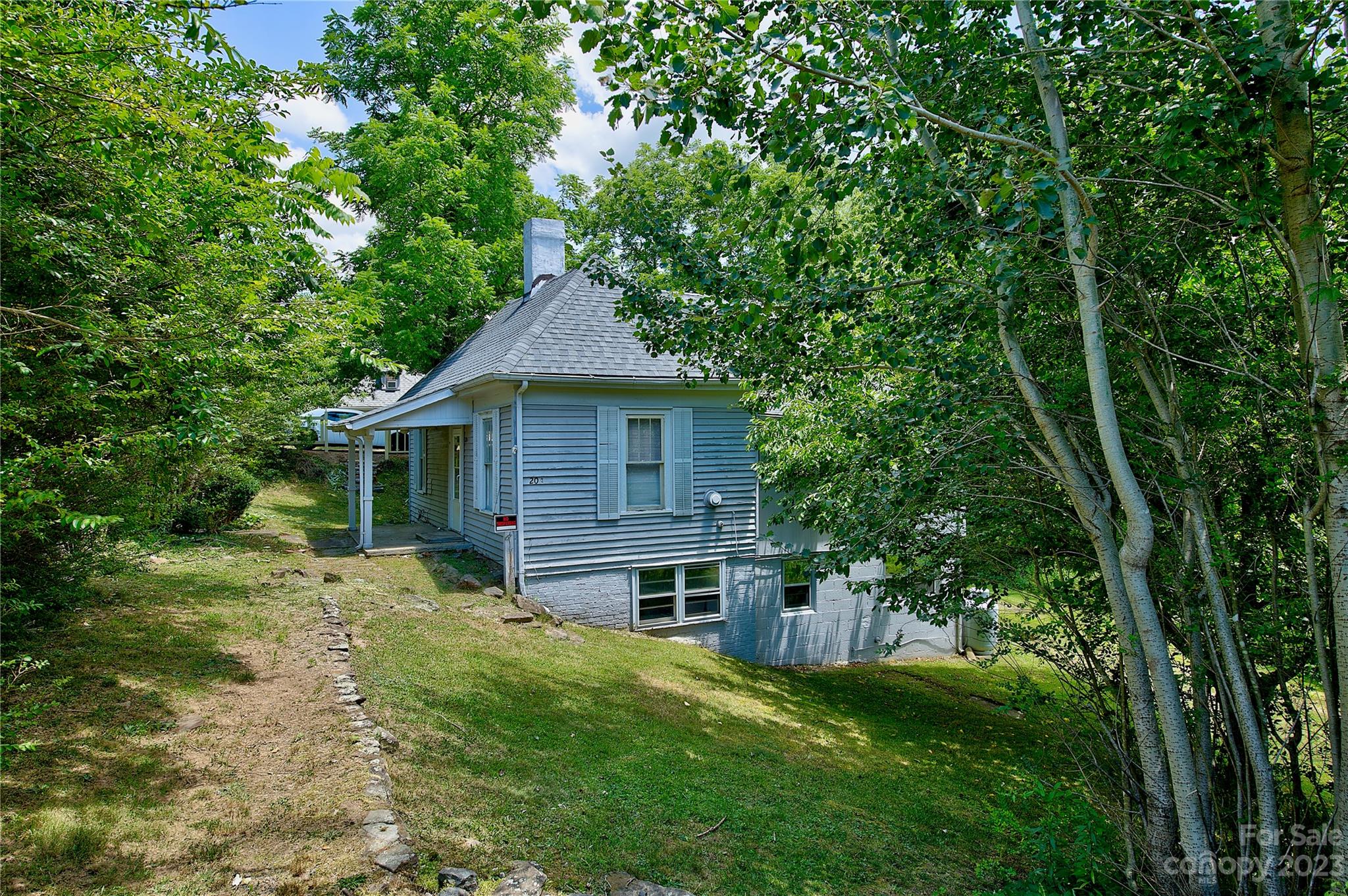 20 Green Mountain Drive Burnsville NC 28714