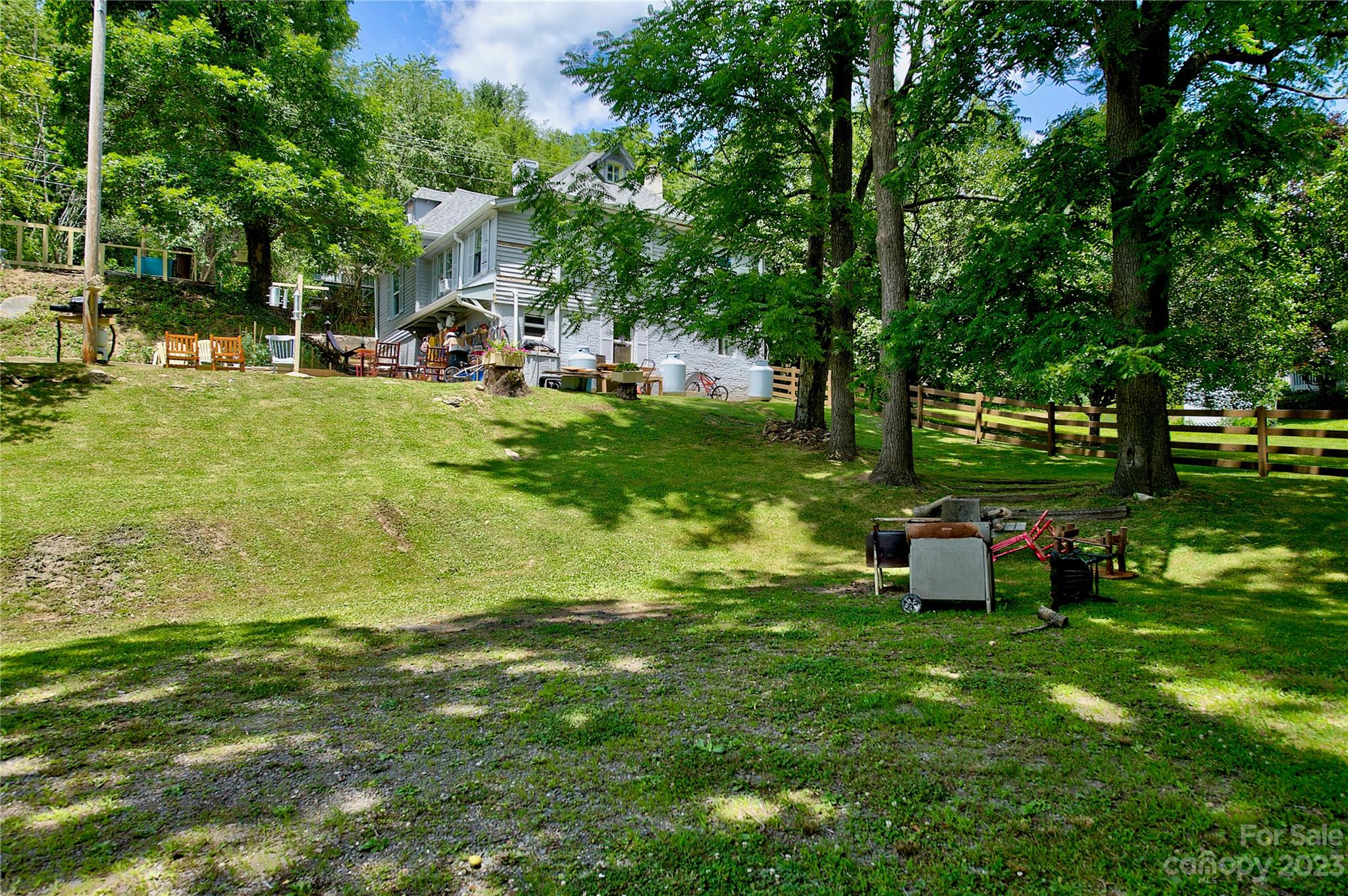 20 Green Mountain Drive Burnsville NC 28714