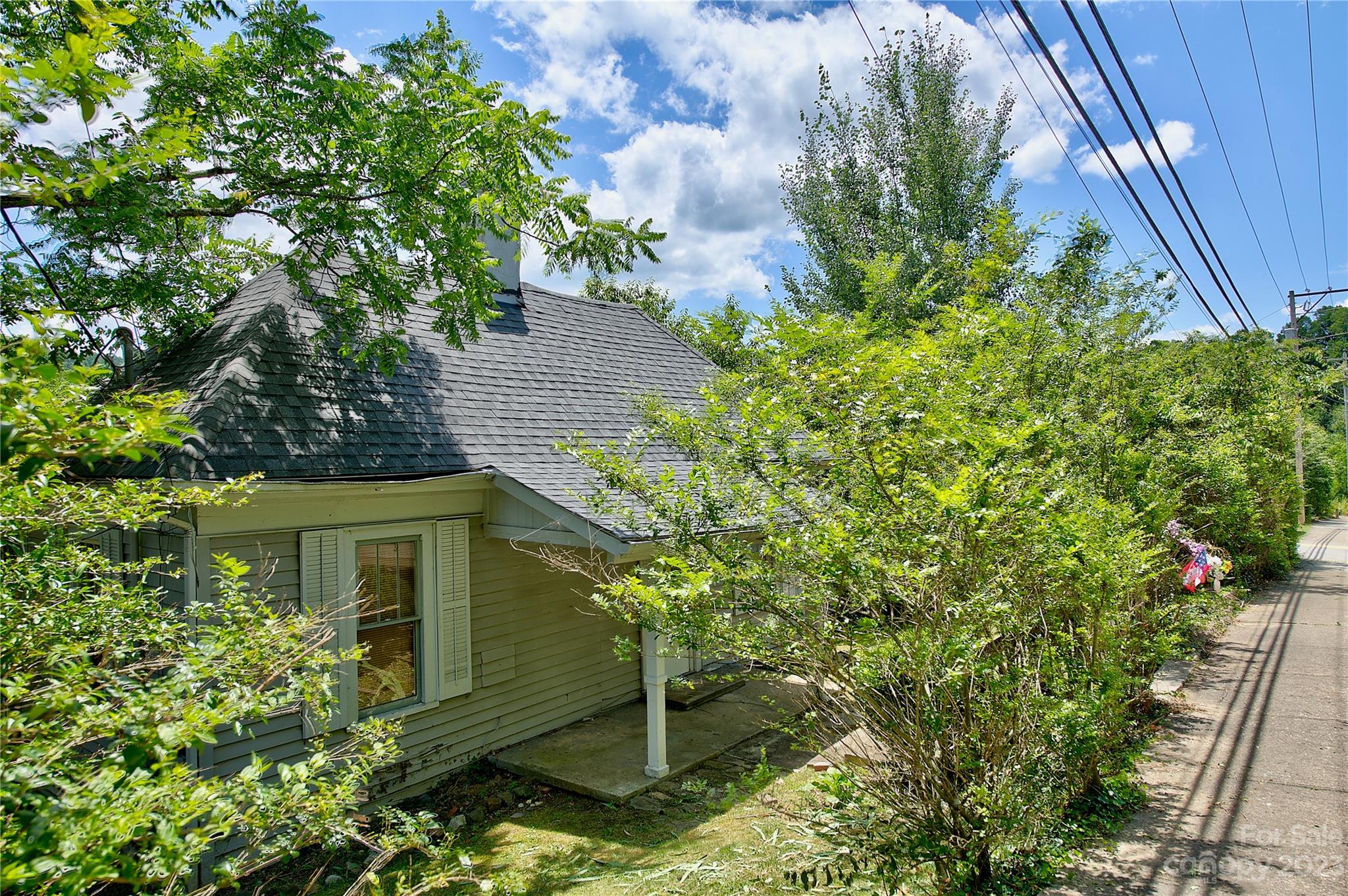 20 Green Mountain Drive Burnsville NC 28714
