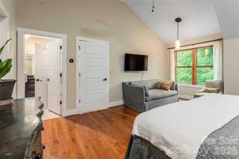 51,51B Westover Drive Asheville NC 28801