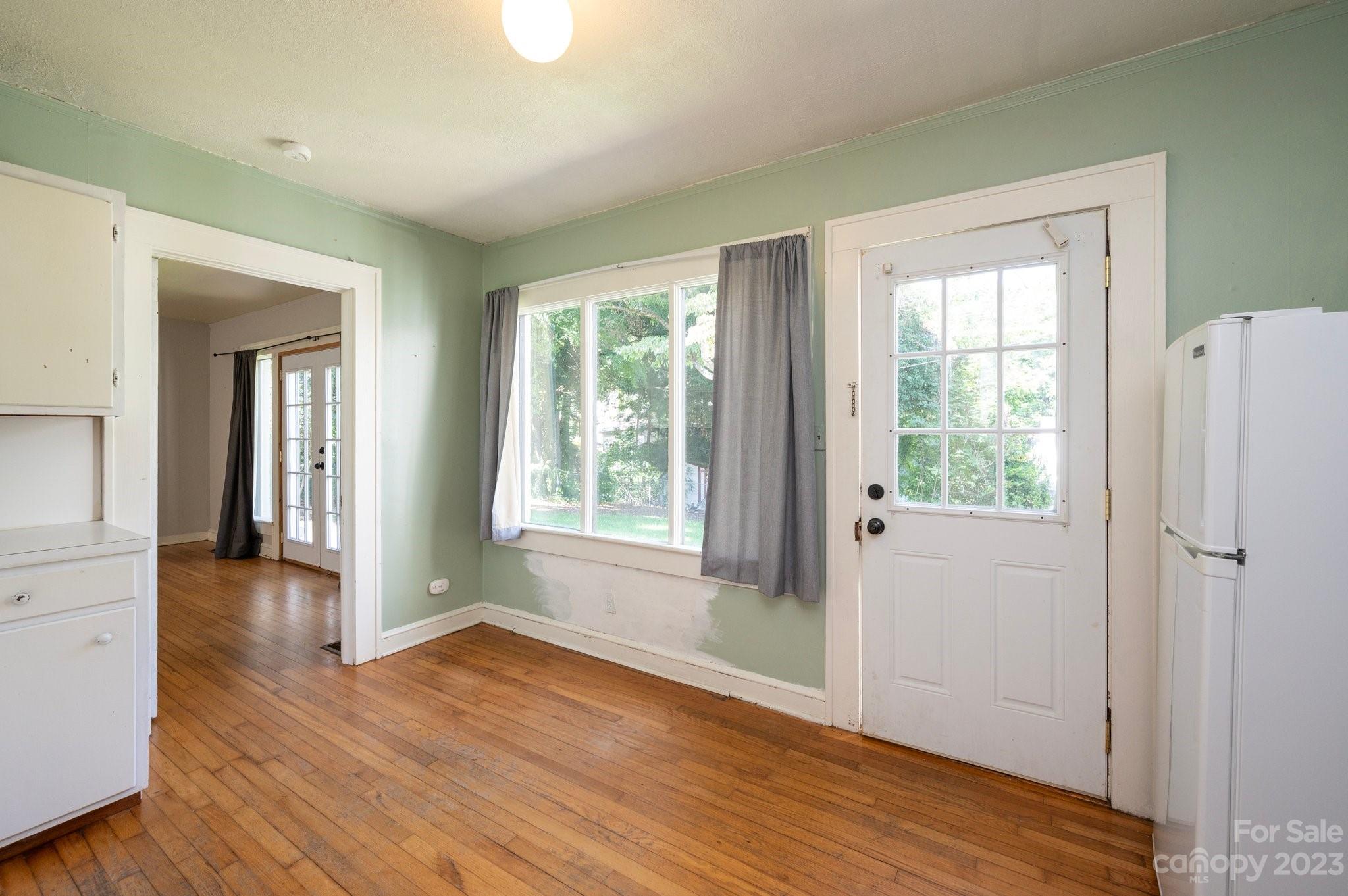 75 Lakewood Drive Asheville NC 28803