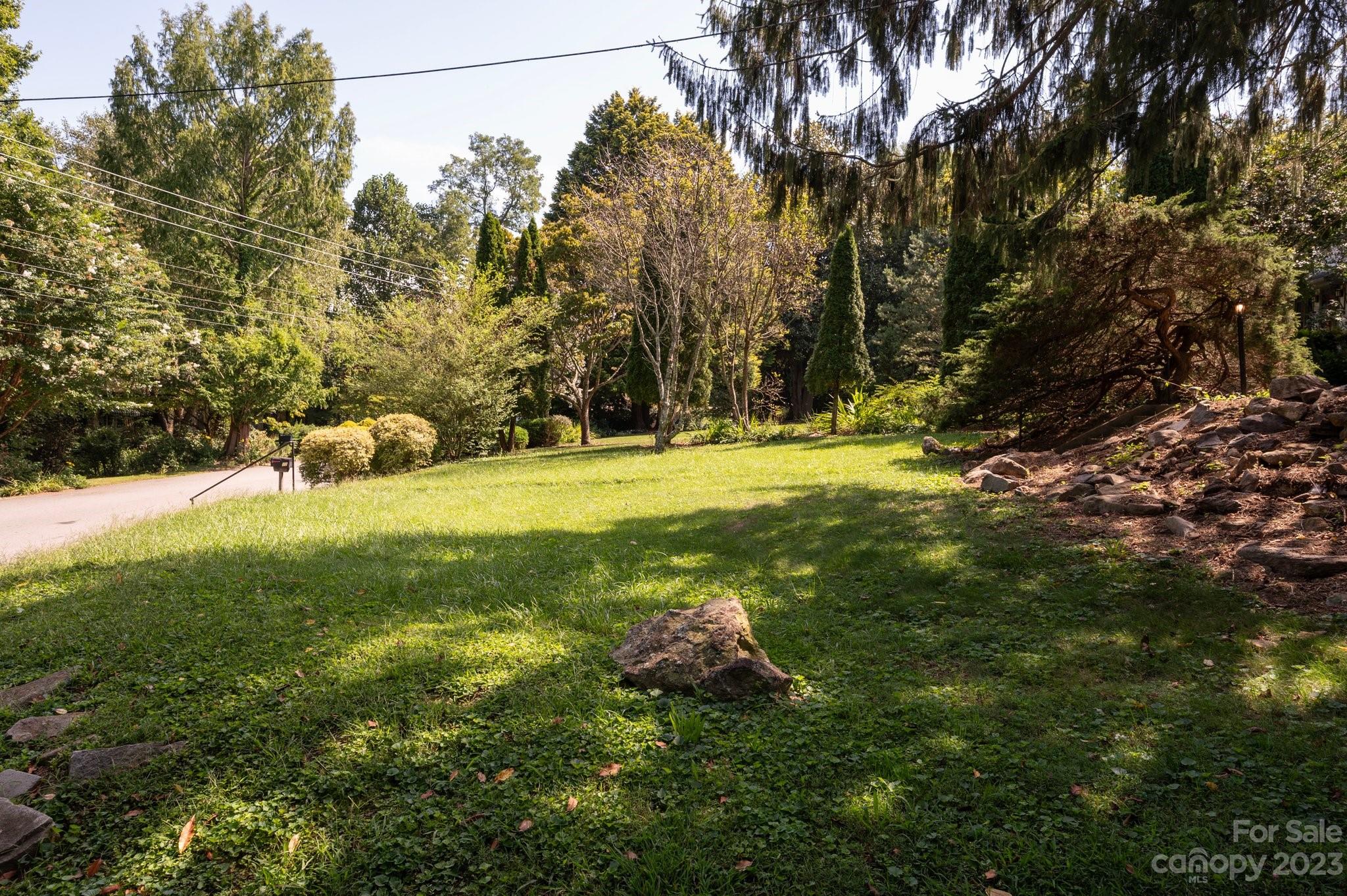 75 Lakewood Drive Asheville NC 28803