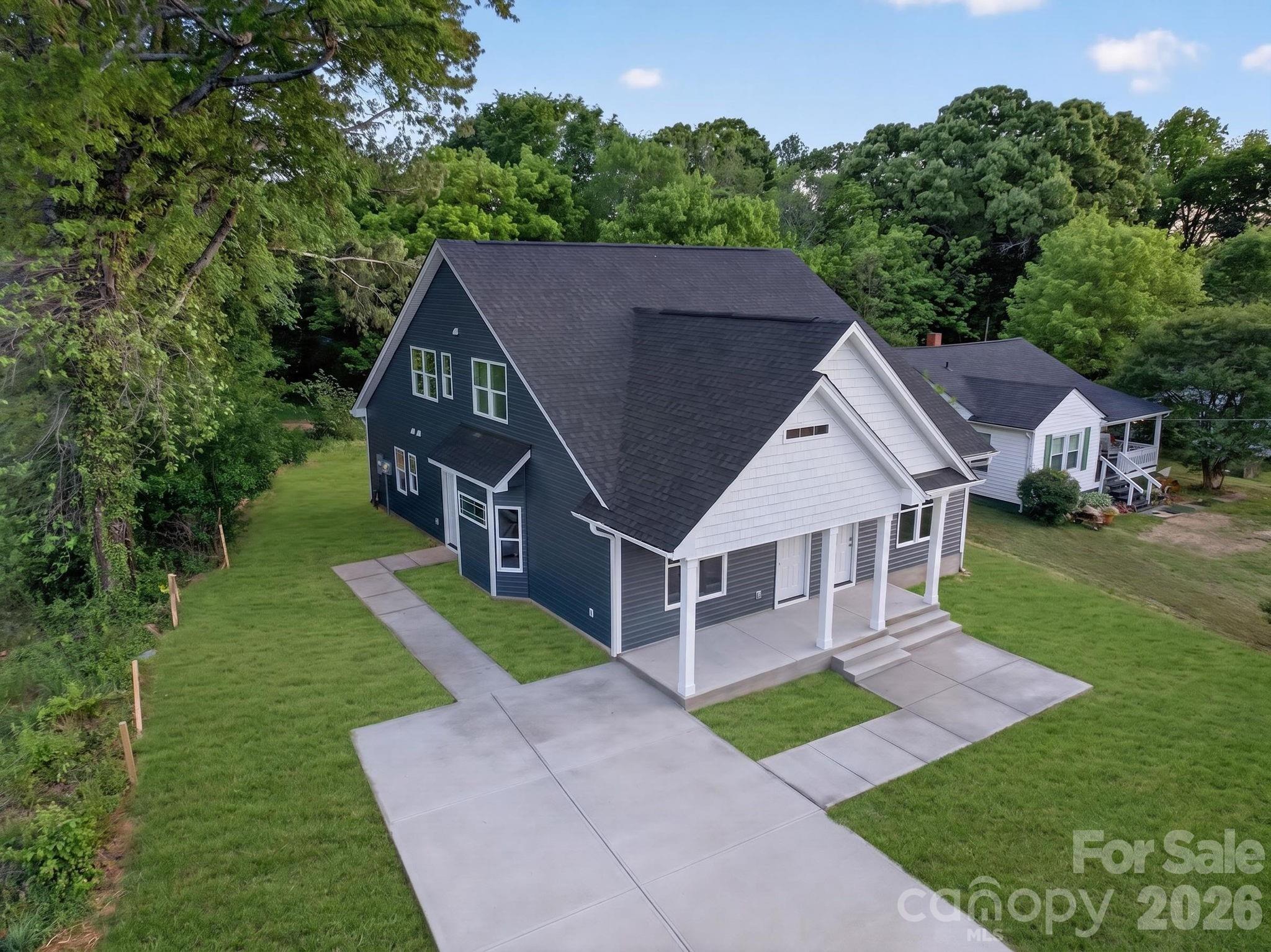 810 / 812 E Lincoln Street Lincolnton NC 28092
