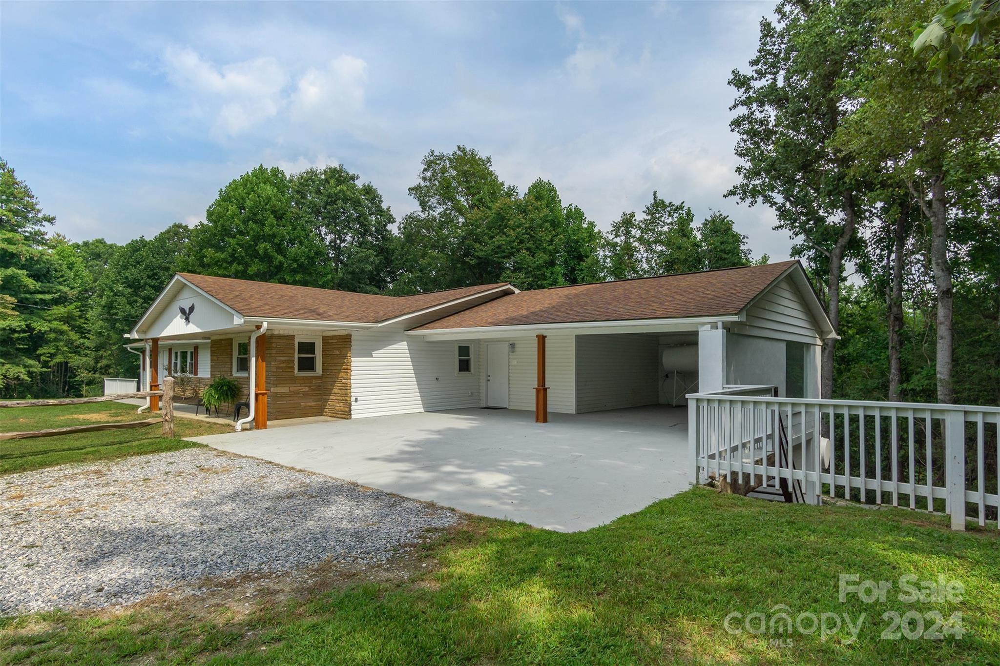 468 Deer Park Lake Road Spruce Pine NC 28777