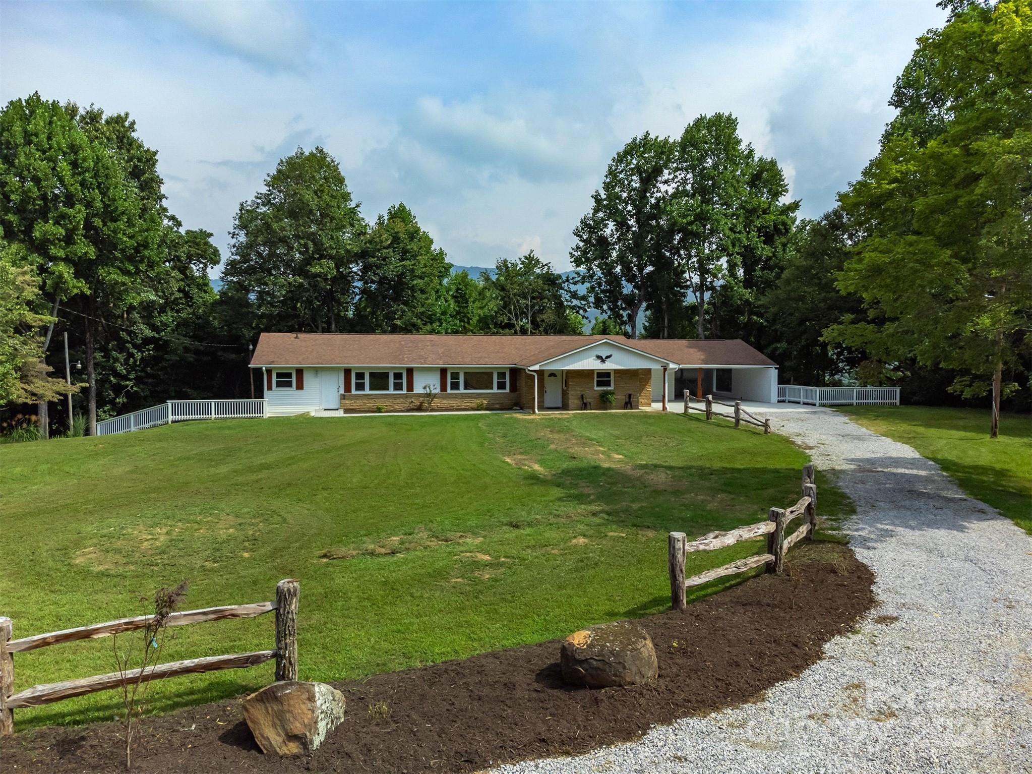 468 Deer Park Lake Road Spruce Pine NC 28777