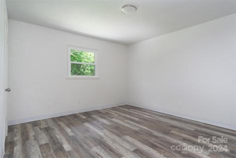 468 Deer Park Lake Road Spruce Pine NC 28777