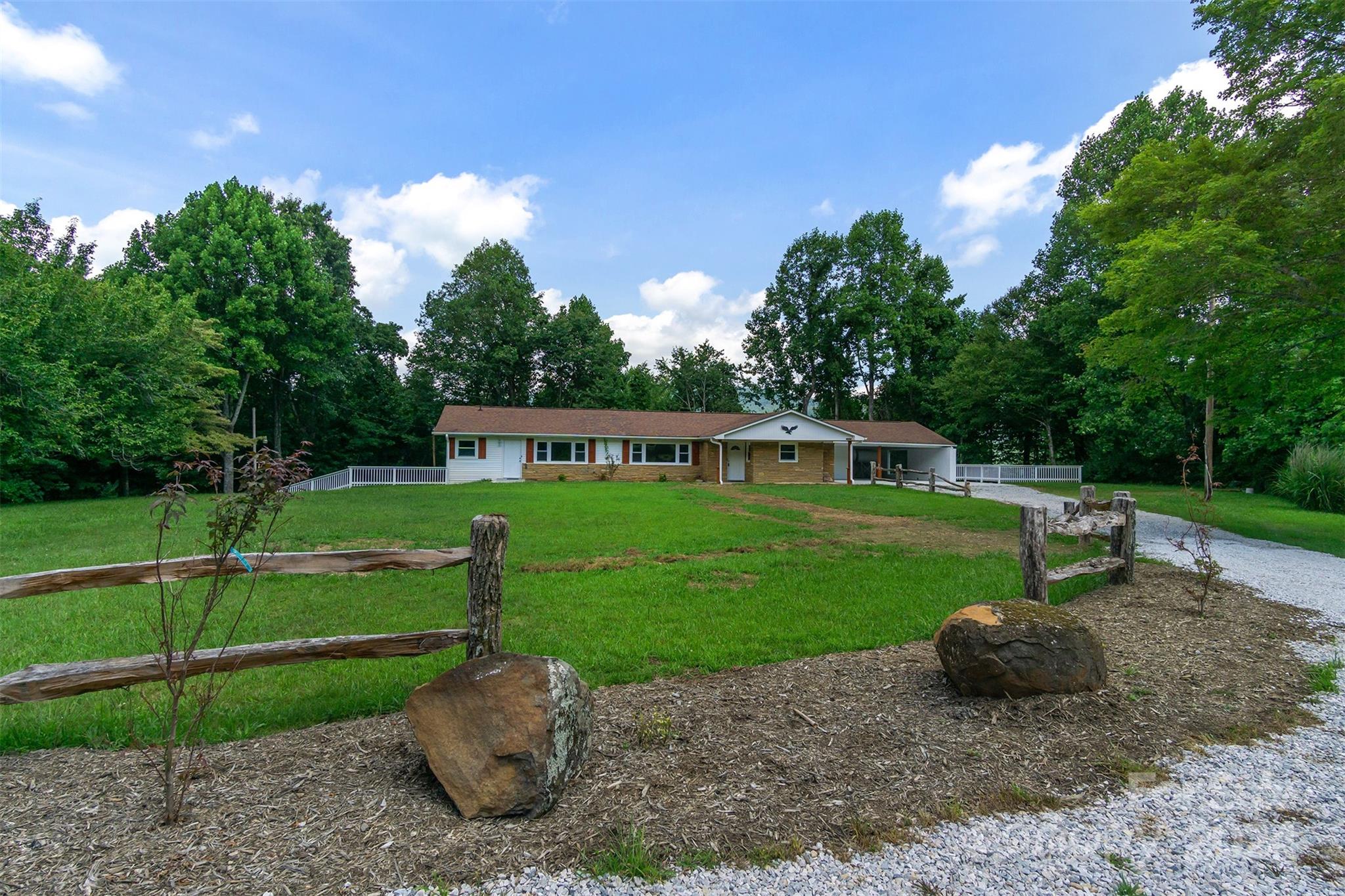 468 Deer Park Lake Road Spruce Pine NC 28777