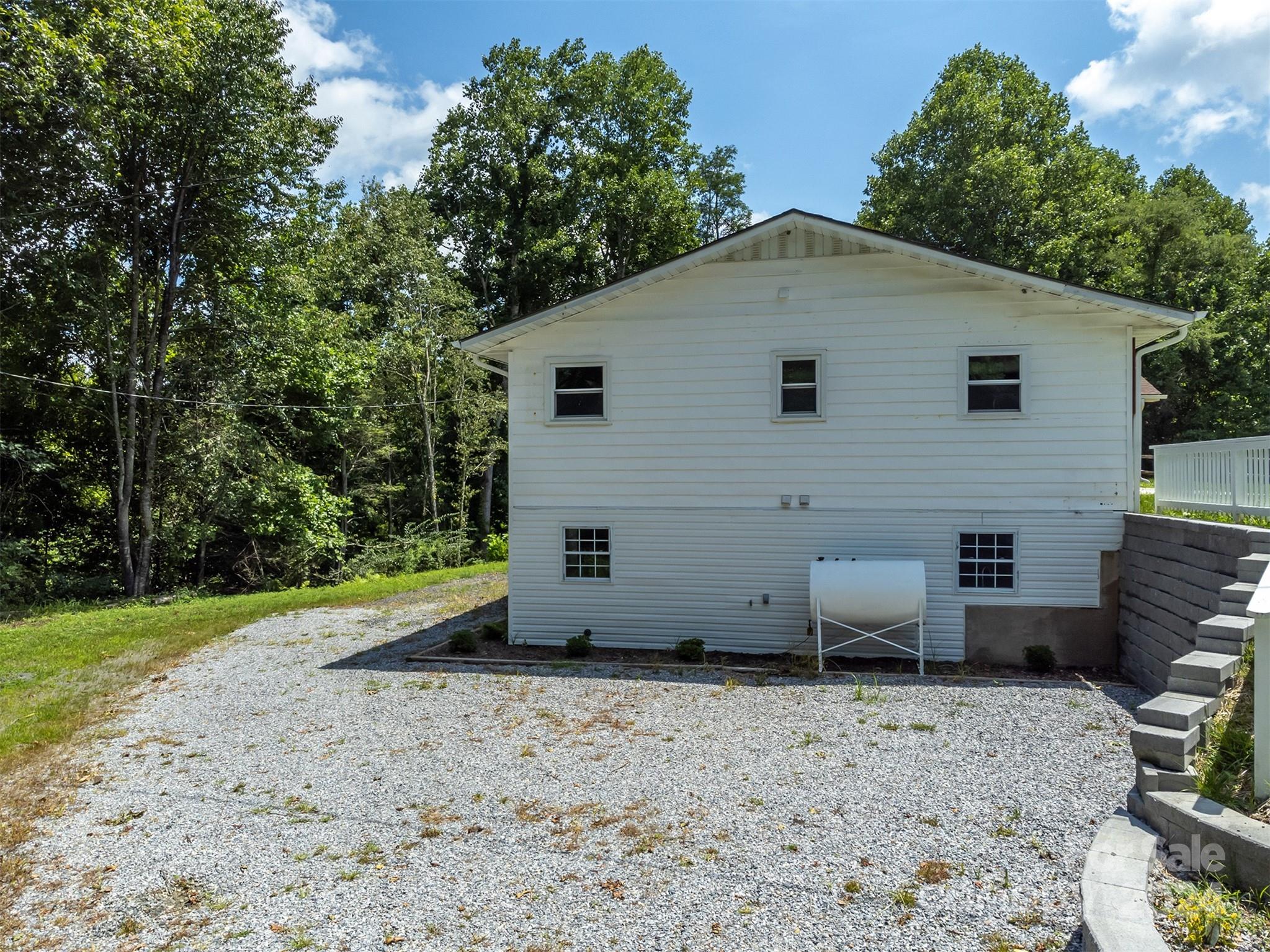468 Deer Park Lake Road Spruce Pine NC 28777
