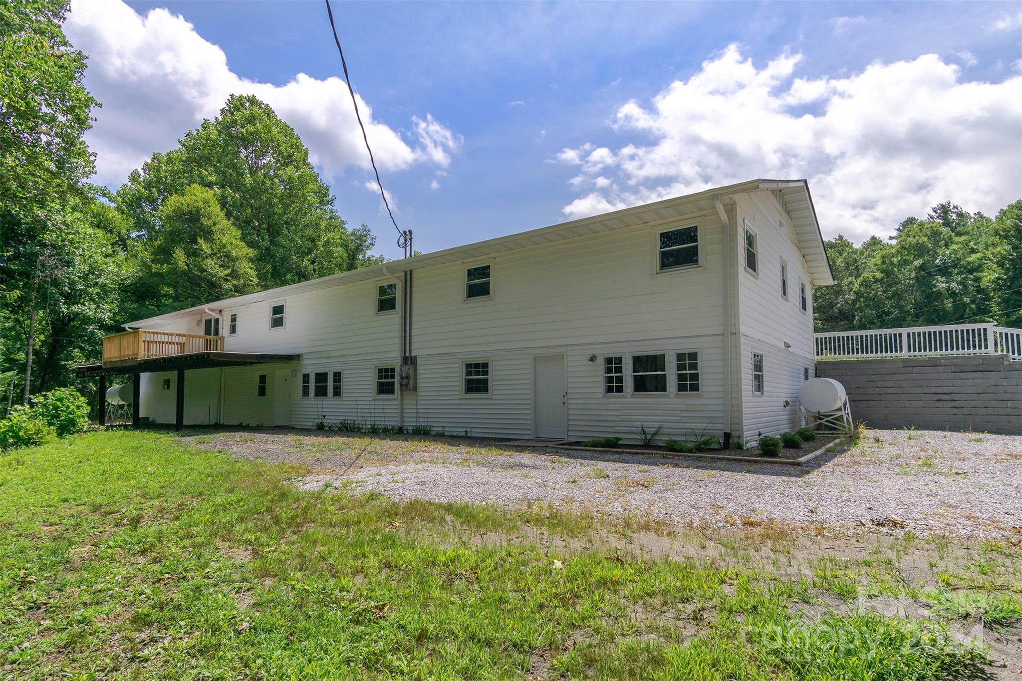 468 Deer Park Lake Road Spruce Pine NC 28777