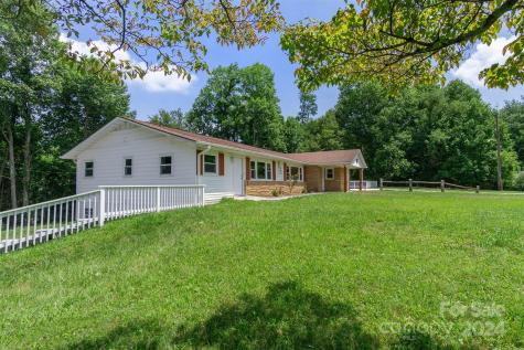 468 Deer Park Lake Road Spruce Pine NC 28777