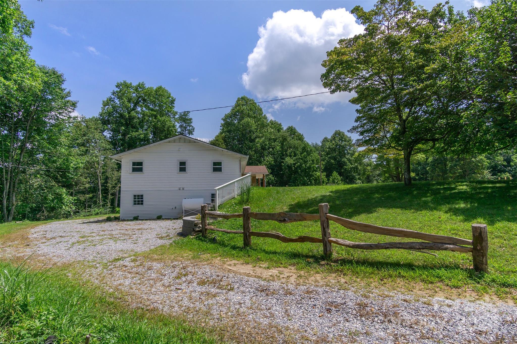 468 Deer Park Lake Road Spruce Pine NC 28777