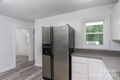 468 Deer Park Lake Road Spruce Pine NC 28777