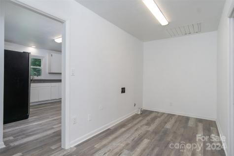 468 Deer Park Lake Road Spruce Pine NC 28777