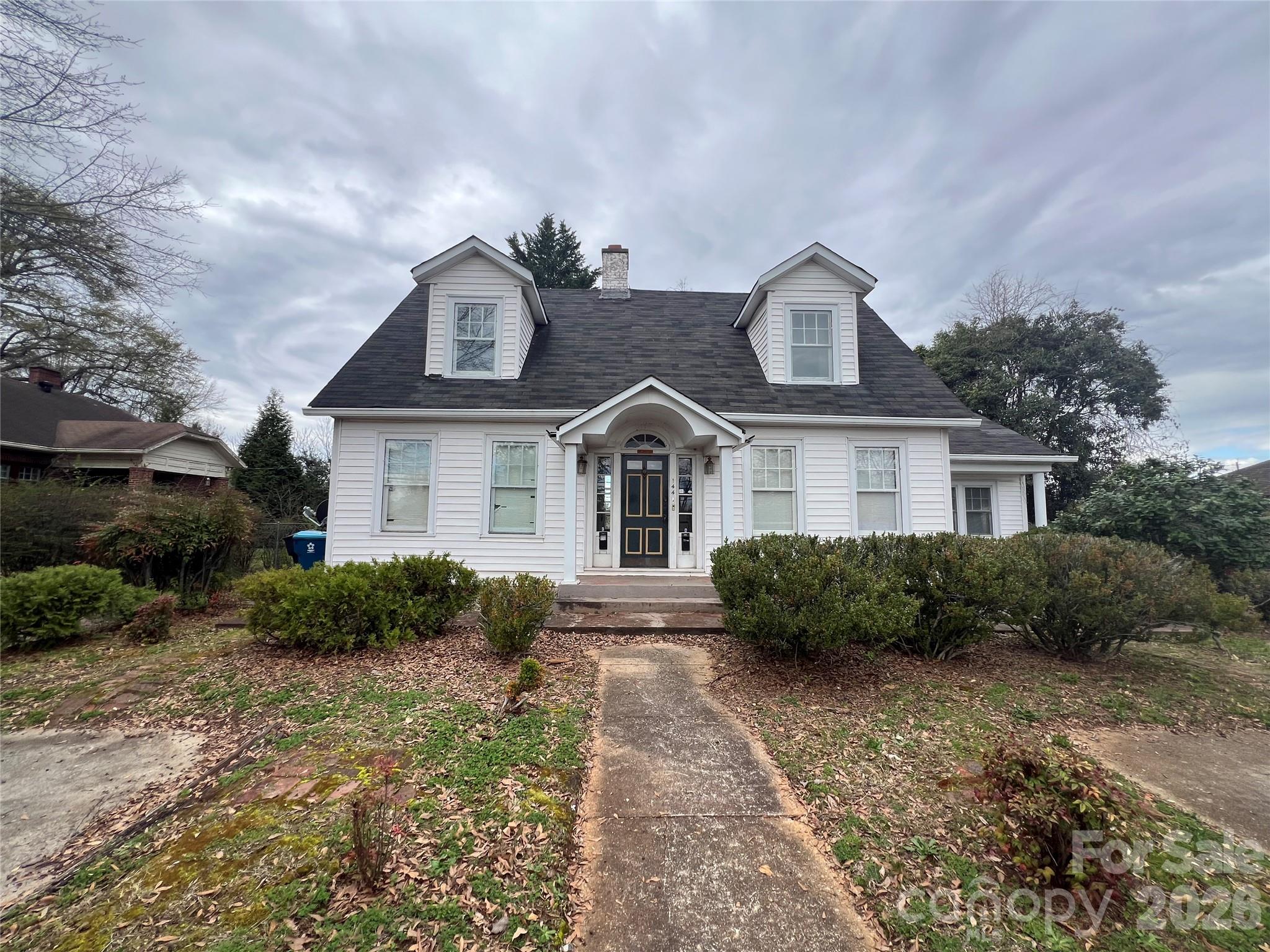144 S Broadway Street Forest City NC 28043
