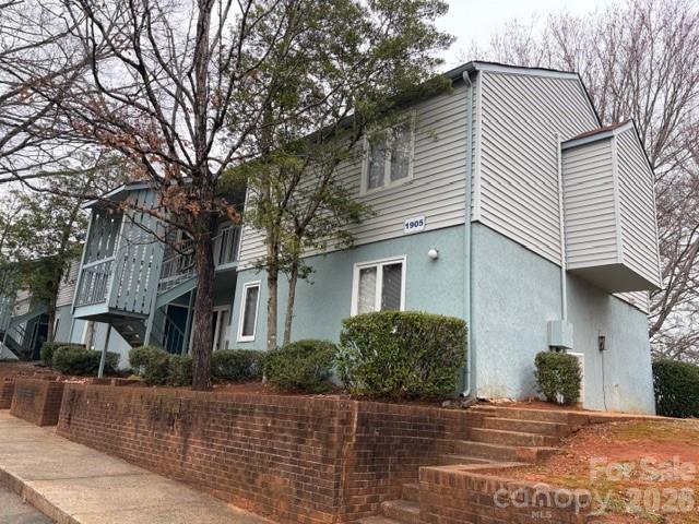 1903 Beechtree Court Charlotte NC 28210