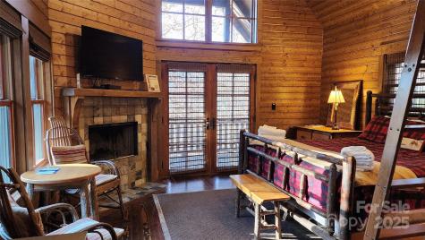 5 Chaucer Road Black Mountain NC 28711