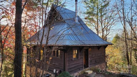 5 Chaucer Road Black Mountain NC 28711