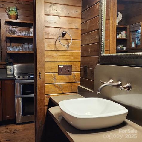 5 Chaucer Road Black Mountain NC 28711