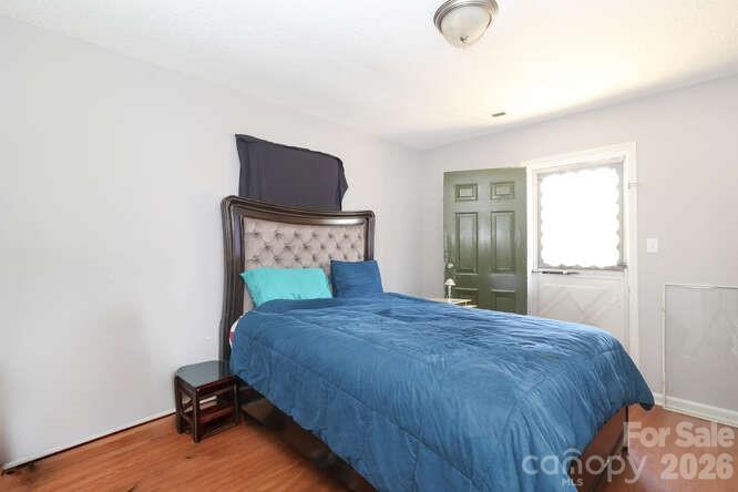 1401 W Mauney Avenue Gastonia NC 28052