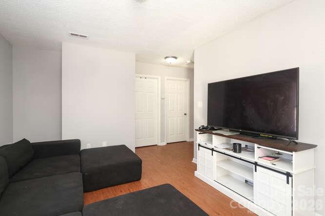 1401 W Mauney Avenue Gastonia NC 28052