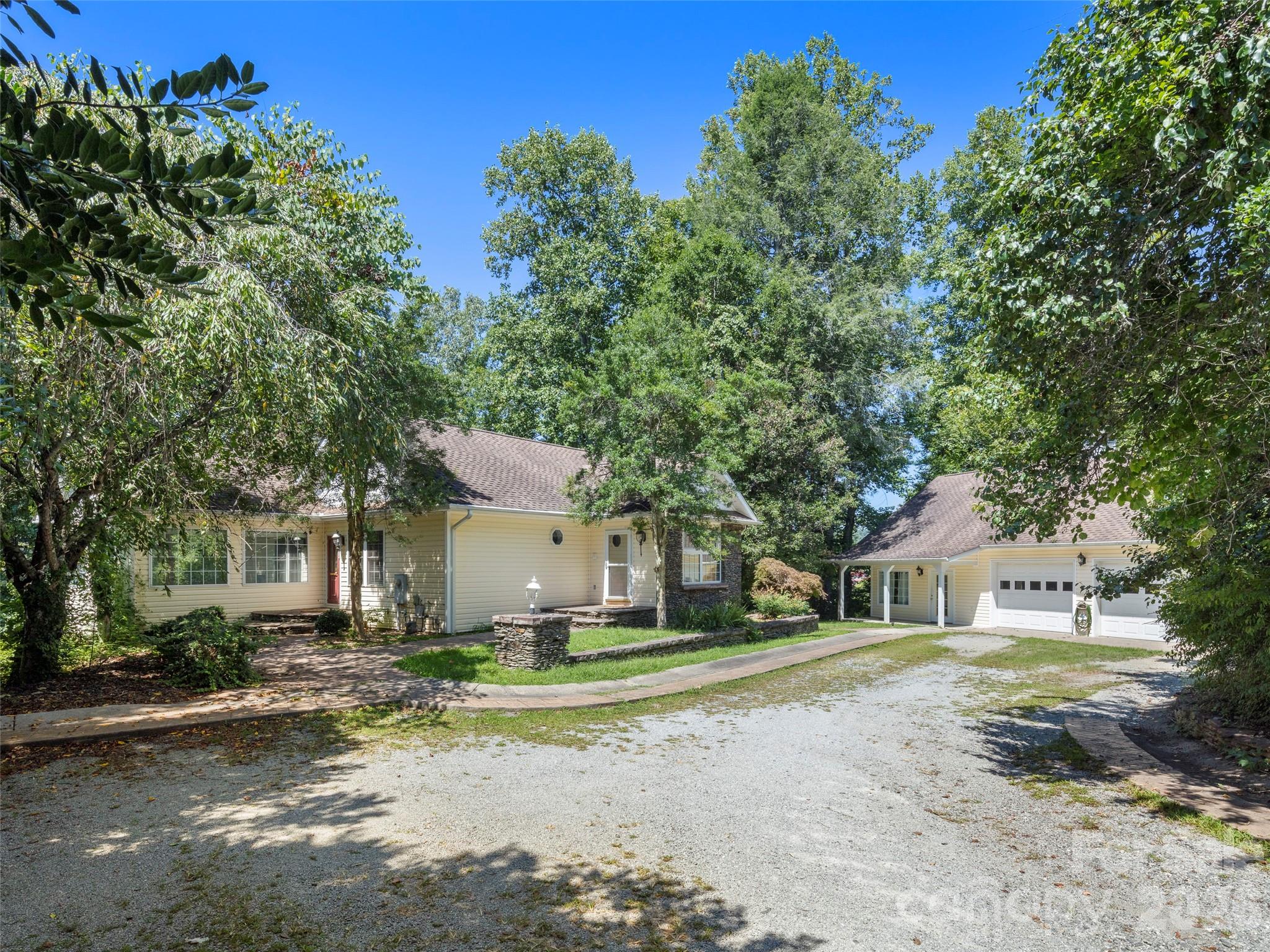 4901 Brevard Road Horse Shoe NC 28742