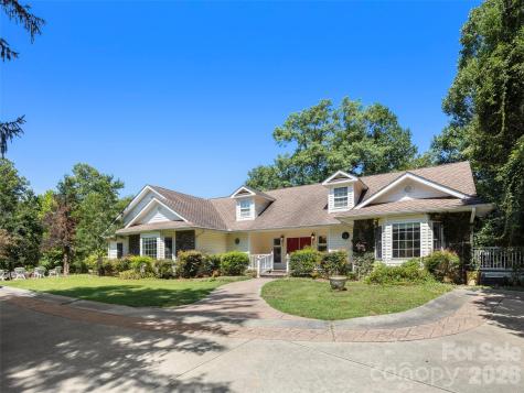 4901 Brevard Road Horse Shoe NC 28742