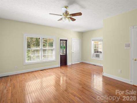 4901 Brevard Road Horse Shoe NC 28742