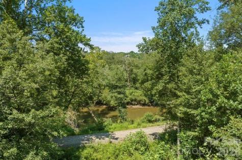4901 Brevard Road Horse Shoe NC 28742