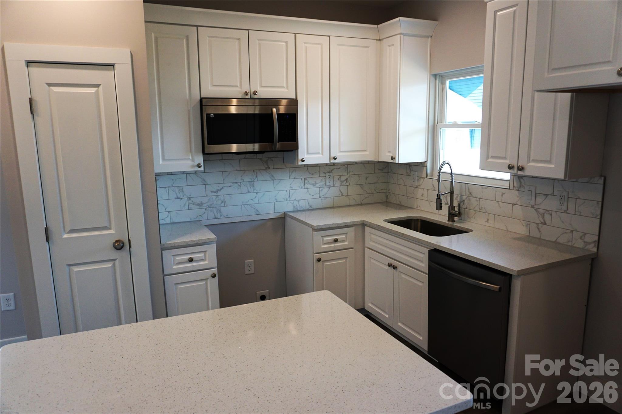 132 Glenn Avenue Kannapolis NC 28081