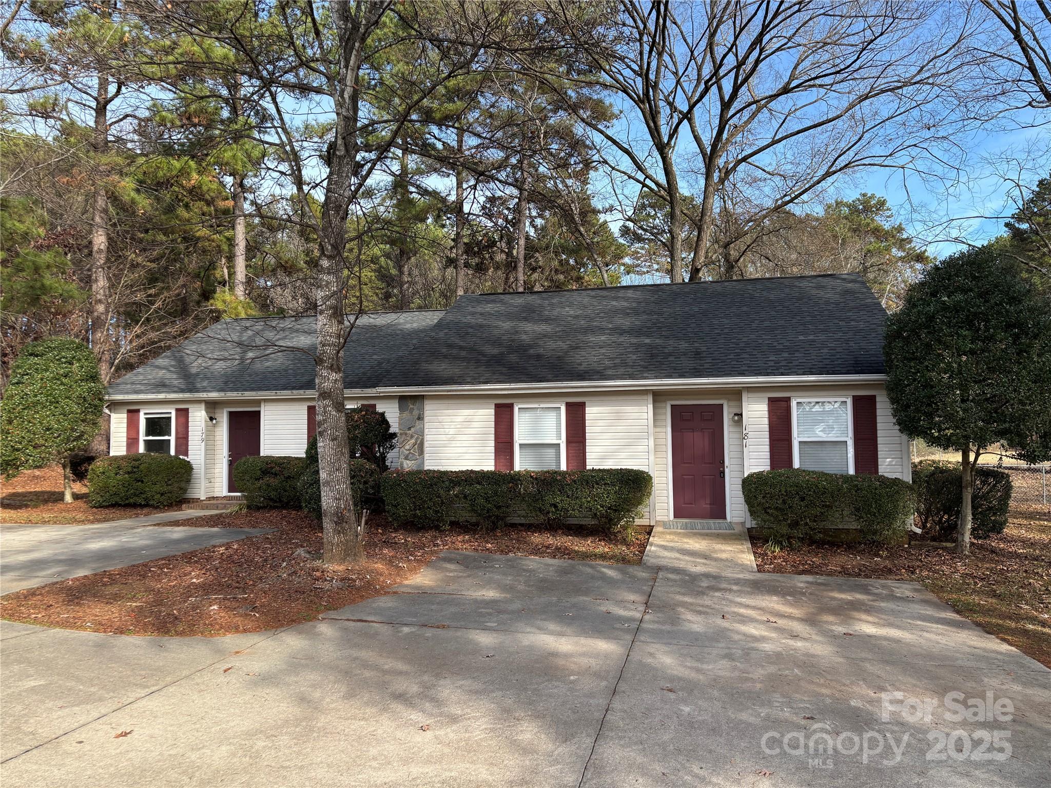 179/181 Isle Of Pines Road Mooresville NC 28117