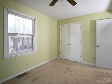 651, 655, 659 Dallas Stanley Highway Dallas NC 28034